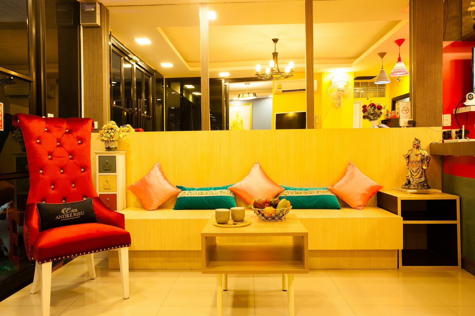 Aparthotel Le Clarita Bangkok Esterno foto